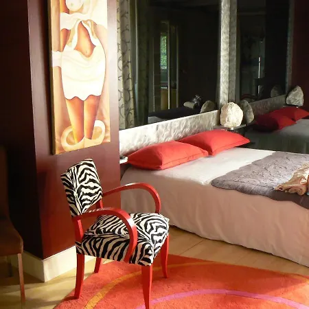 Chambres D'hotes Le Logis Du Roy Bed & Breakfast *
